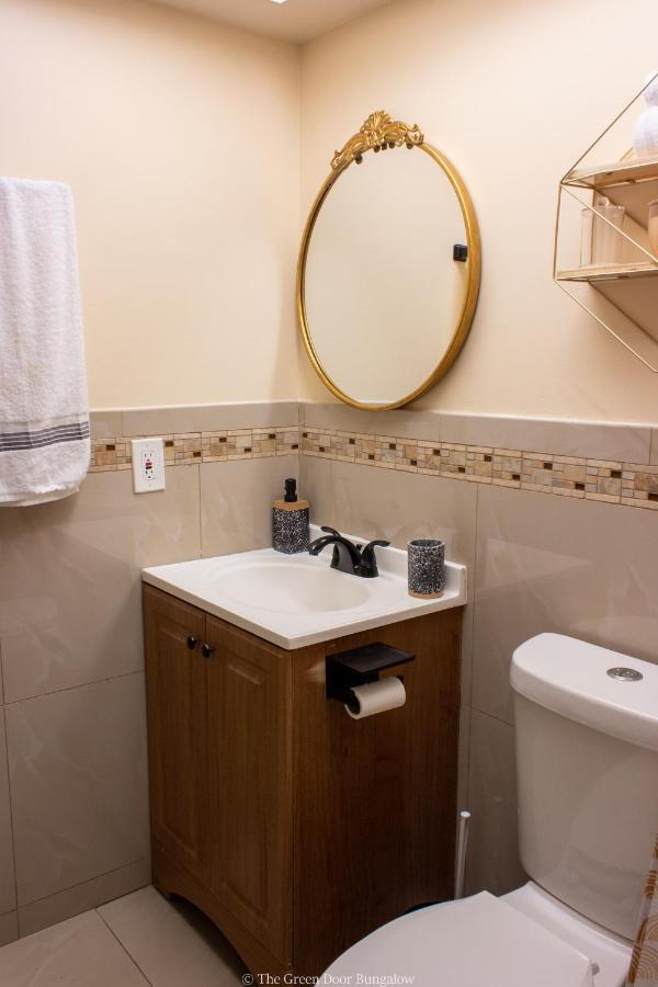 The Green Door Bungalow North North Naples Екстериор снимка